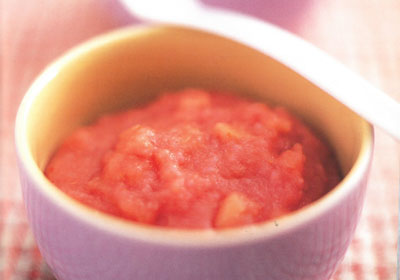 Rice with apple and raspberries